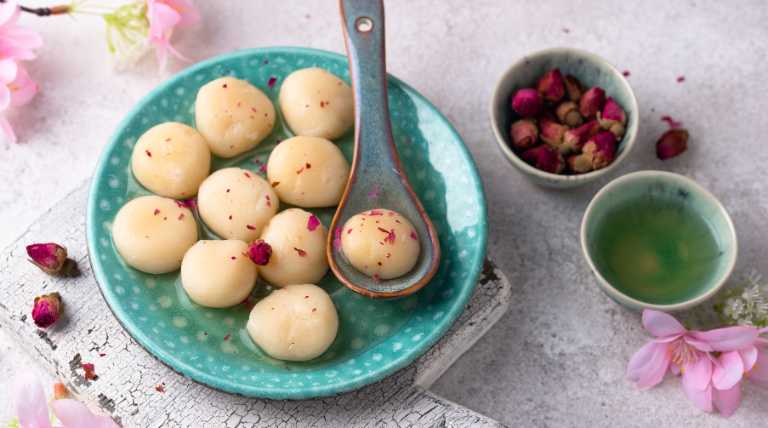 nian gao and tang yuan